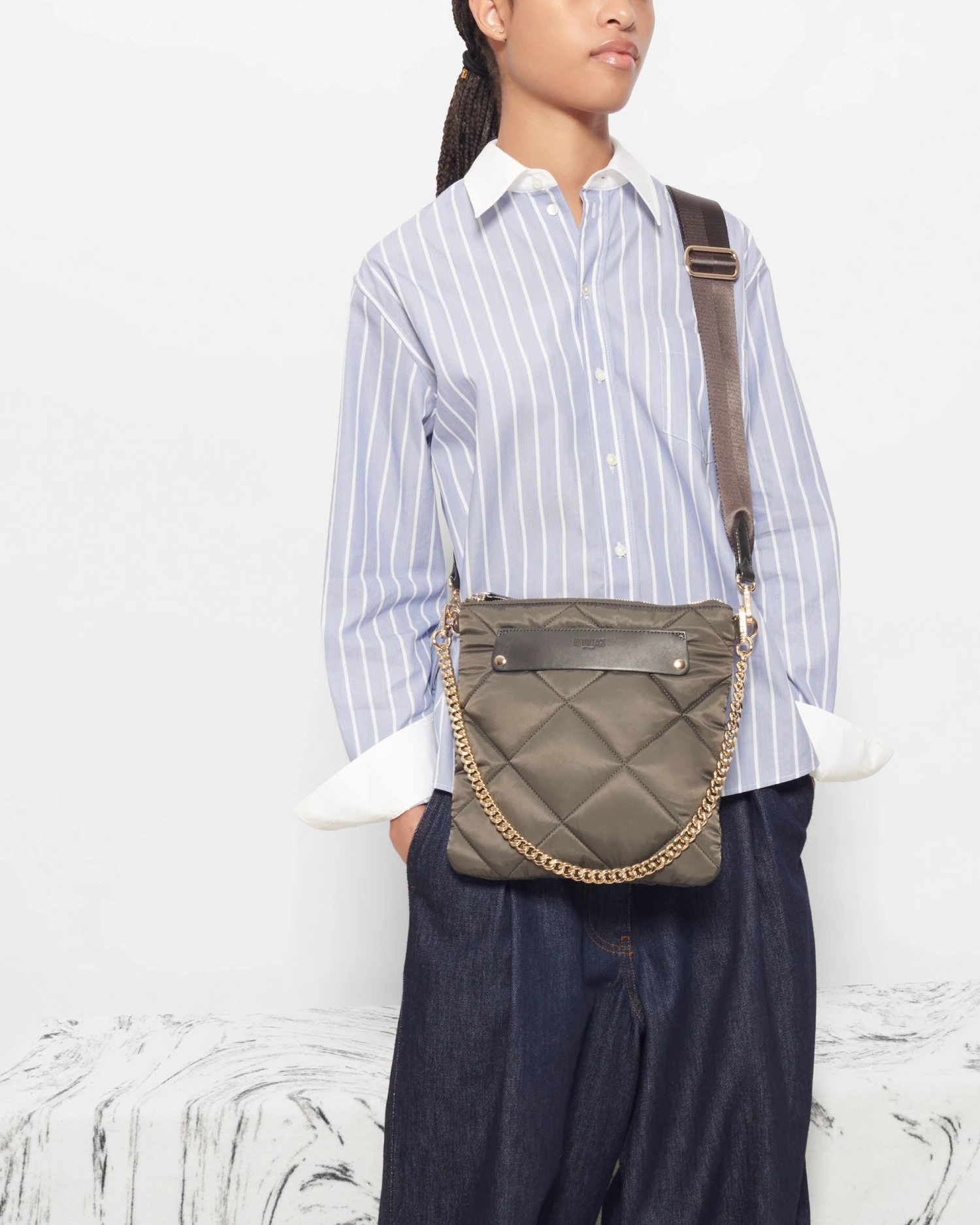 Magnet Madison Flat Crossbody - Image 2