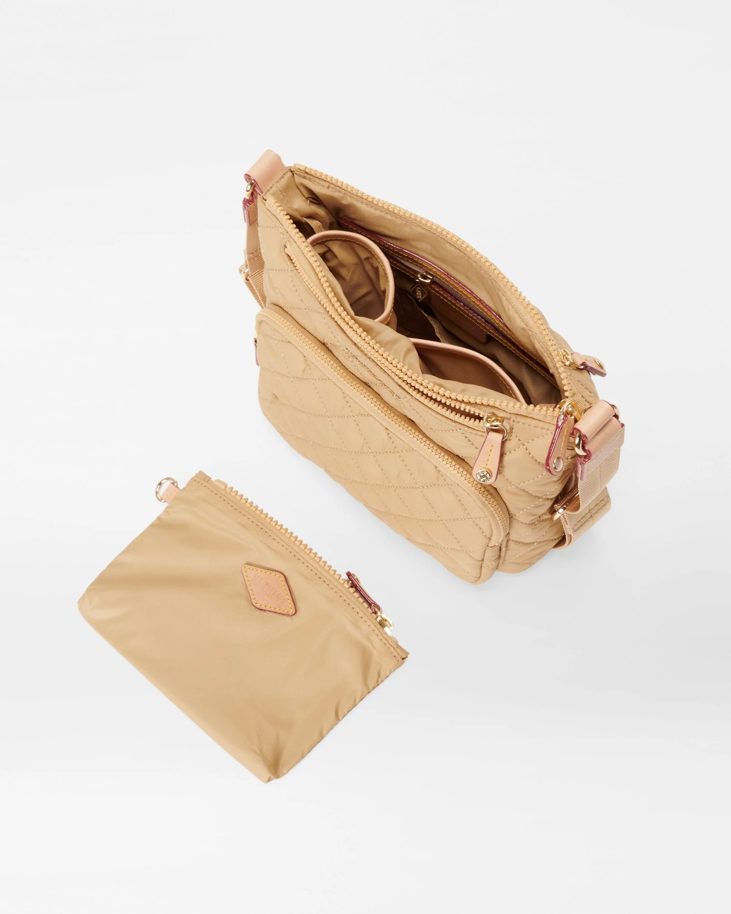 Camel Metro Scout Crossbody Deluxe - Image 4