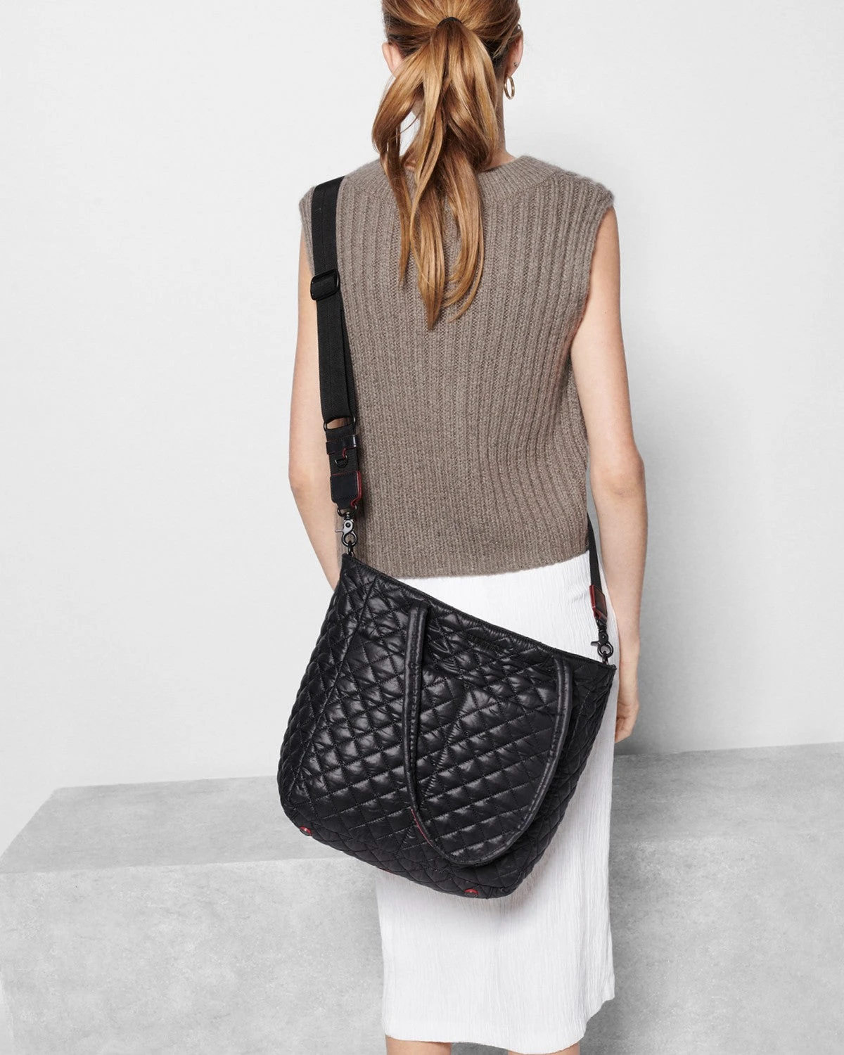 Black Metro Quatro Tote - Image 3