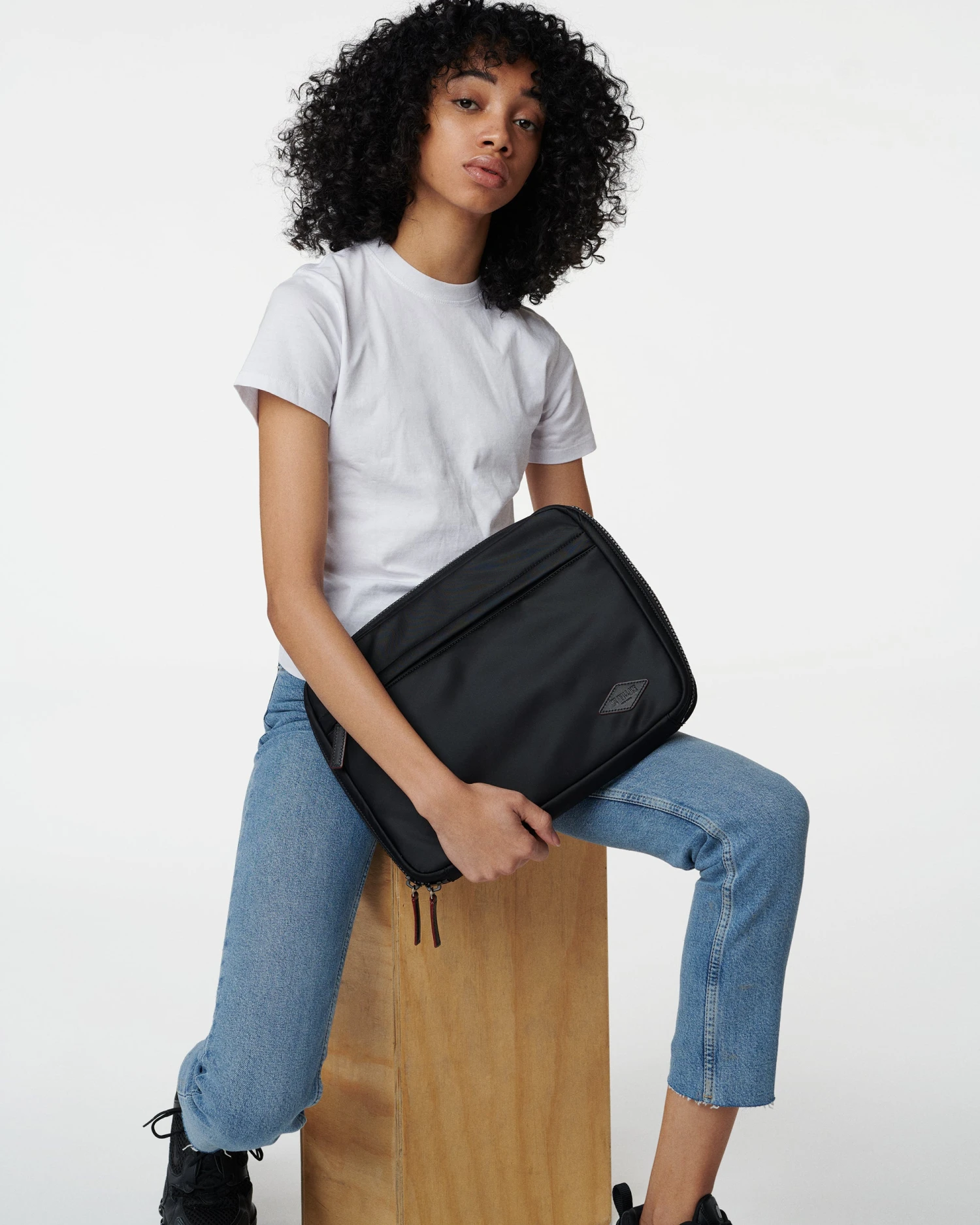 Black Air Bleecker 13" Organizer - Image 4